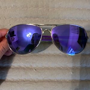 Polarized purple Oakley sunglasses. Feedback.